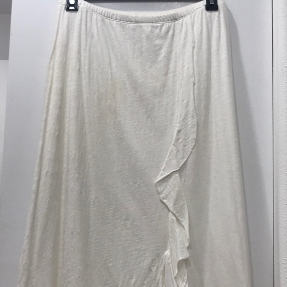 Beautiful white Chelsea & Violet maxi skirt - Picture 2 of 3